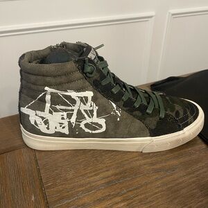 NWT Vintage Havana Olive and White High-Top Sneakers